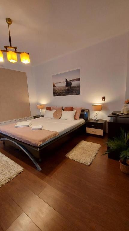 Ambiennt Hotel Bukares Bagian luar foto